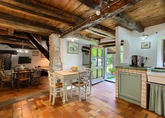 Mulino By Interhome Crnica